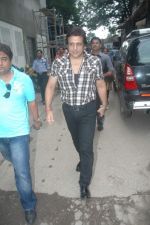 Govinda on the location of film Loot in Chandivali on 12th Sept 2011 (57).JPG